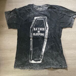 Coffin tee
